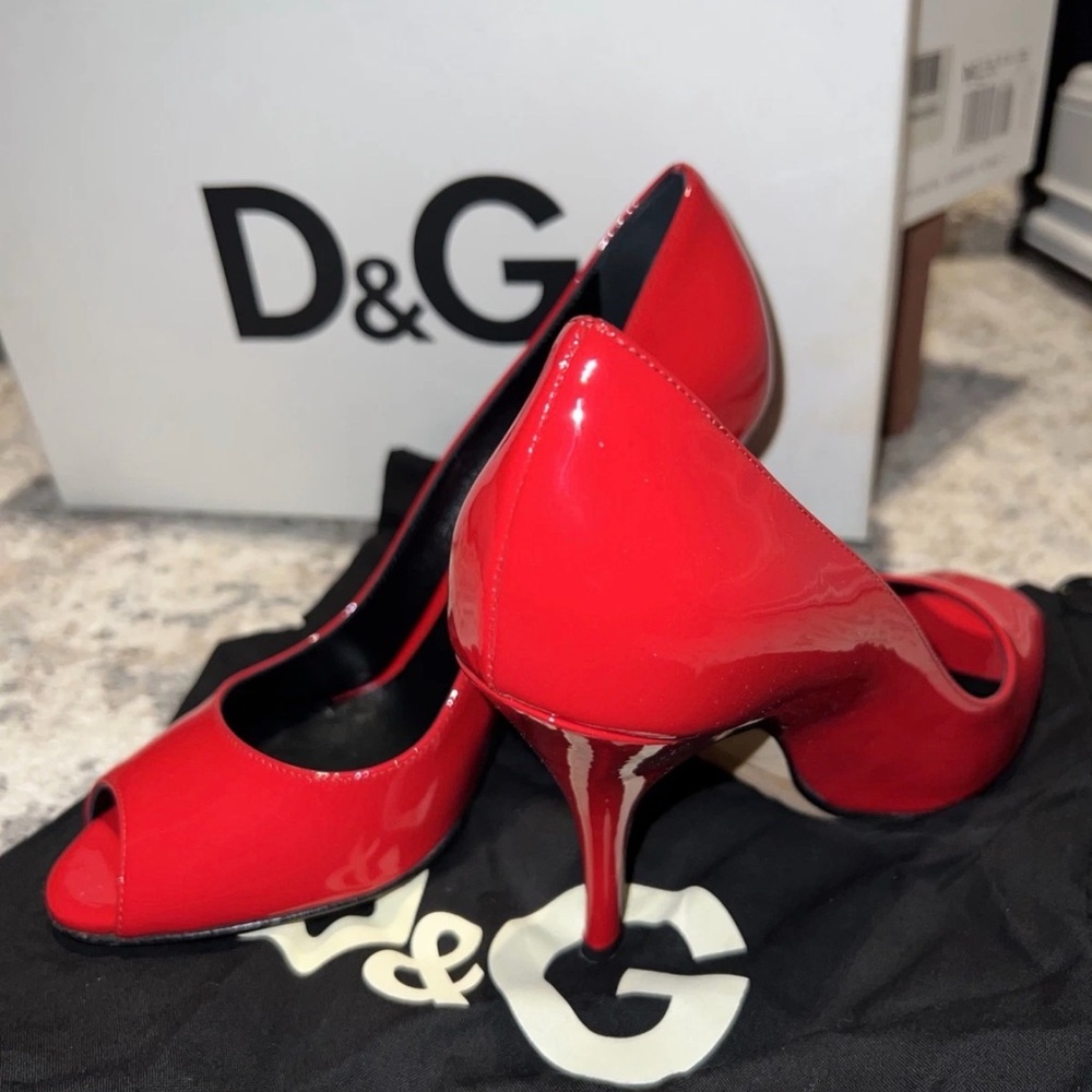 D&G Vibrant Red Patent Leather Heels